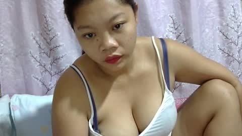 LushPinay online show from January 12, 2025, 8:14 pm