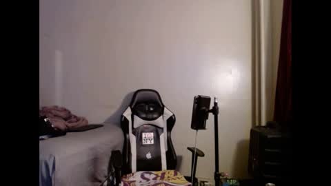 Snapshot of lust_j chatting on September 10, 2025, 2:33 am LUST online show from September 10, 2025, 2:33 am