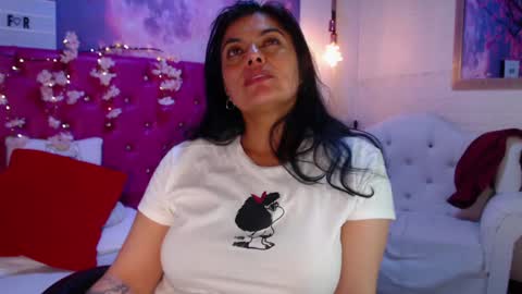Angela 3 online show from December 17, 2024, 10:22 pm