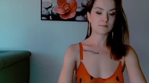 lustangel2 online show from June 25, 2026, 7:24 am