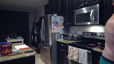 Snapshot of lusterandsp1ce chatting on December 3, 2024, 11:13 pm lustersp1ce online show from December 3, 2024, 11:13 pm