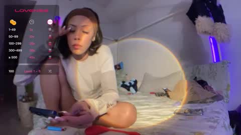 LOLA online show from March 11, 2026, 7:36 am