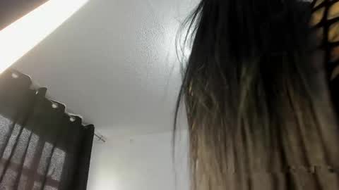 lustful__babe online show from May 6, 2026, 1:16 pm