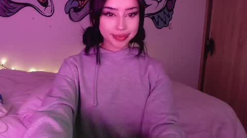 Valerie  April   online show from December 27, 2024, 4:36 am