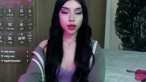 Valerie  April   online show from November 12, 2025, 9:58 pm