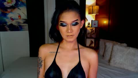 AdriannaFowks online show from December 5, 2024, 2:42 am