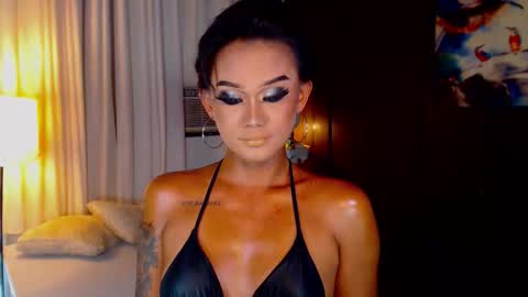 AdriannaFowks online show from May 6, 2026, 3:06 pm