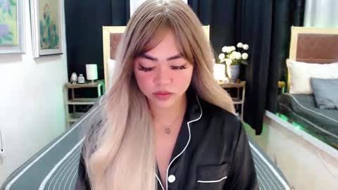 Trina online show from January 13, 2025, 4:18 am