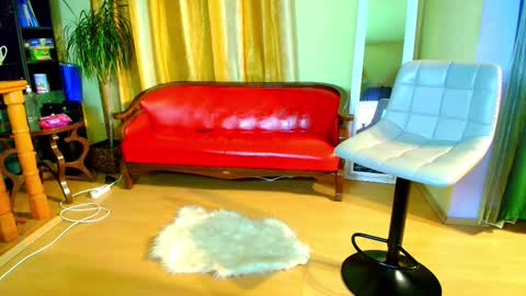 Snapshot of lustfulsin_ chatting on September 29, 2025, 6:35 pm Deea And Chris online show from September 29, 2025, 6:35 pm