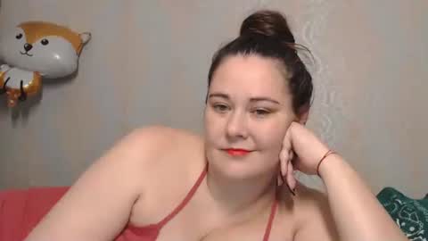lustifulm online show from June 11, 2026, 3:48 am
