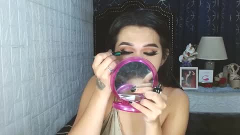 Snapshot of lustress_katalina69 chatting on March 7, 2025, 11:18 am lustress_katalina69 online show from March 7, 2025, 11:18 am