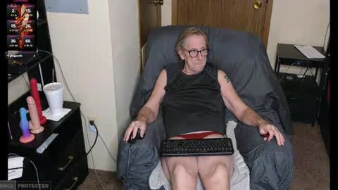 lusty48 online show from January 11, 2025, 2:20 am