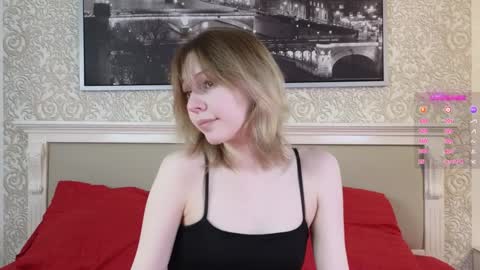Chloe online show from January 22, 2025, 3:07 pm