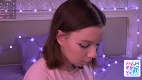 Chloe online show from March 2, 2025, 8:27 am