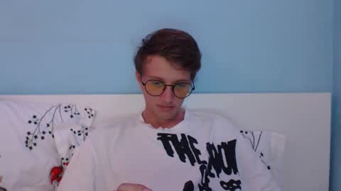 Lusty online show from September 10, 2025, 8:03 am