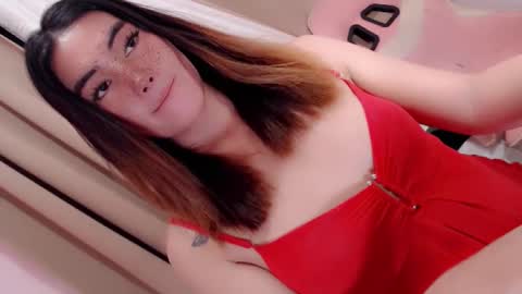 lustyseraphina online show from October 11, 2025, 4:12 am