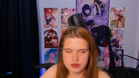 lusy_puff online show from December 10, 2024, 3:55 pm