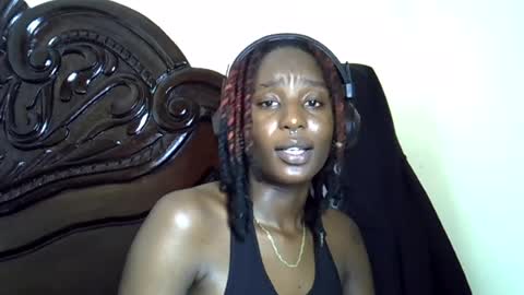 lutino_lovebirds online show from July 28, 2026, 7:39 pm