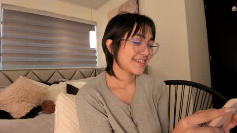 Lu online show from January 5, 2025, 3:34 pm