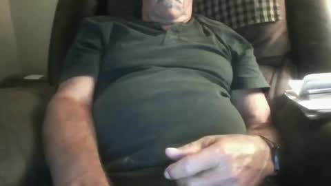 Snapshot of luv269er chatting on May 19, 2026, 5:03 am luv269er online show from May 19, 2026, 5:03 am