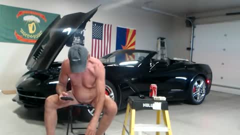 Snapshot of luv_missle chatting on July 5, 2026, 9:00 pm luv_missle online show from July 5, 2026, 9:00 pm