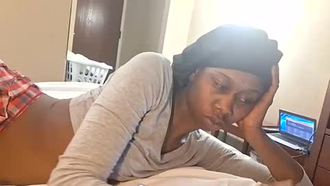 luvbug555 online show from November 27, 2025, 11:45 am