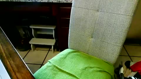 Snapshot of luvdezire chatting on January 7, 2025, 1:46 pm Peter Jacksone online show from January 7, 2025, 1:46 pm