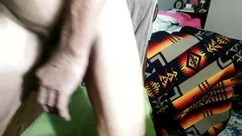 Snapshot of luvdezire chatting on November 7, 2025, 1:44 pm Peter Jacksone online show from November 7, 2025, 1:44 pm