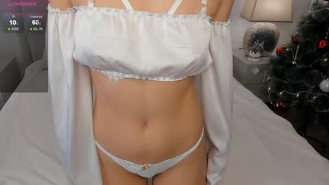  Mila  online show from January 14, 2025, 10:44 pm