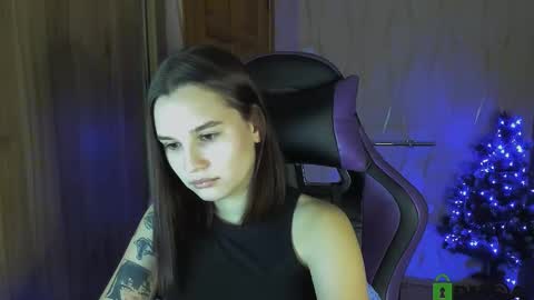 Snapshot of luvmeeow chatting on December 4, 2024, 12:08 am Ann  online show from December 4, 2024, 12:08 am