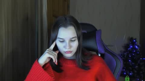 Snapshot of luvmeeow chatting on December 5, 2024, 3:26 am Ann  online show from December 5, 2024, 3:26 am