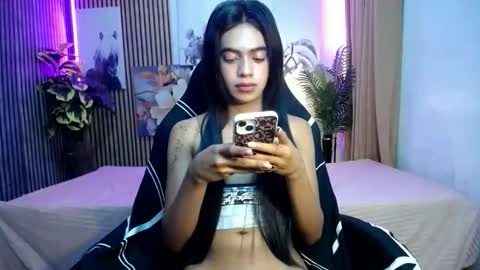 luvrr_trixie online show from February 3, 2026, 1:48 am