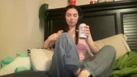 luvrxstarx online show from February 3, 2026, 2:53 am