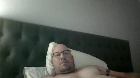 Snapshot of luvtwogodown chatting on January 22, 2025, 11:21 pm luvtwogodown online show from January 22, 2025, 11:21 pm
