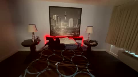 luvvlee online show from April 25, 2026, 2:25 pm