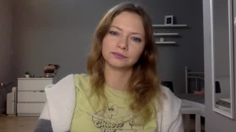 Millie online show from November 2, 2025, 10:12 pm