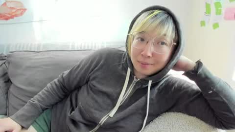 Snapshot of luxgray chatting on June 20, 2026, 11:46 am LuxGray online show from June 20, 2026, 11:46 am