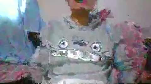 luxi_111 online show from April 17, 2026, 9:07 pm