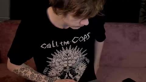 luxraen online show from February 9, 2026, 11:47 am