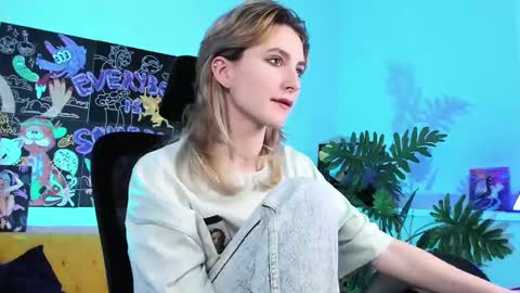 Ray online show from February 17, 2025, 6:15 pm