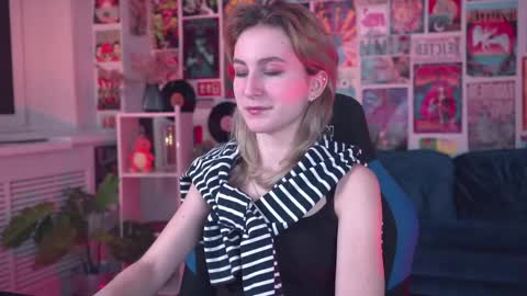 Ray online show from February 19, 2025, 6:00 pm