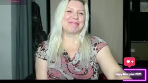 Luxury White online show from January 9, 2025, 5:11 pm