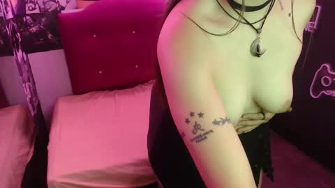 Snapshot of luzhy chatting on October 31, 2025, 1:01 pm luzy online show from October 31, 2025, 1:01 pm