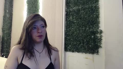 Snapshot of luzhy chatting on November 14, 2025, 11:53 am luzy online show from November 14, 2025, 11:53 am