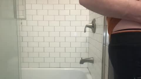 Snapshot of lvguynextdoor440656 chatting on March 15, 2026, 4:18 am lvguynextdoor440656 online show from March 15, 2026, 4:18 am