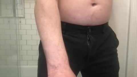 lvguynextdoor440656 online show from May 4, 2026, 9:33 pm