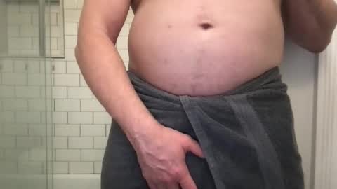 lvguynextdoor440656 online show from June 5, 2026, 3:24 am