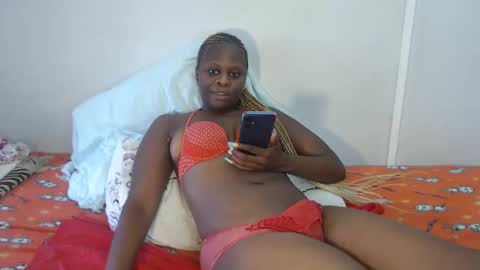 LWANDLE17 online show from January 27, 2025, 8:51 am