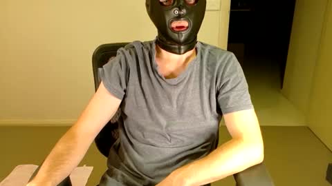 Snapshot of lxgxnd99 chatting on March 21, 2026, 9:36 am lxgxnd99 online show from March 21, 2026, 9:36 am