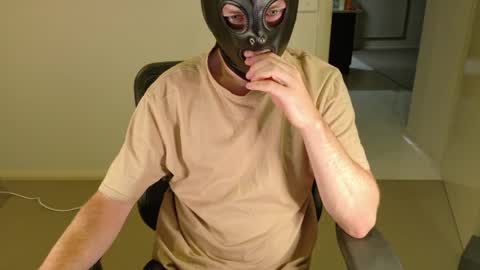 Snapshot of lxgxnd99 chatting on April 5, 2026, 11:40 am lxgxnd99 online show from April 5, 2026, 11:40 am